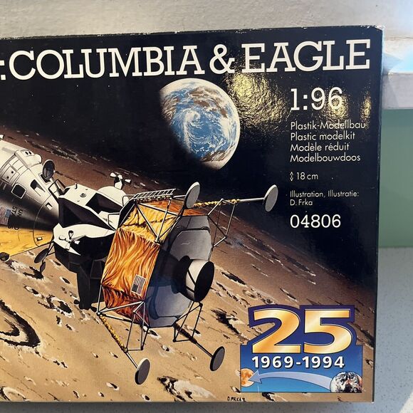 REVELL 03700 APOLLO 11 COLUMBIA + EAGLE MODEL KIT-NIB-1:96 SCALE - BRAND NEW - Picture 3 of 12